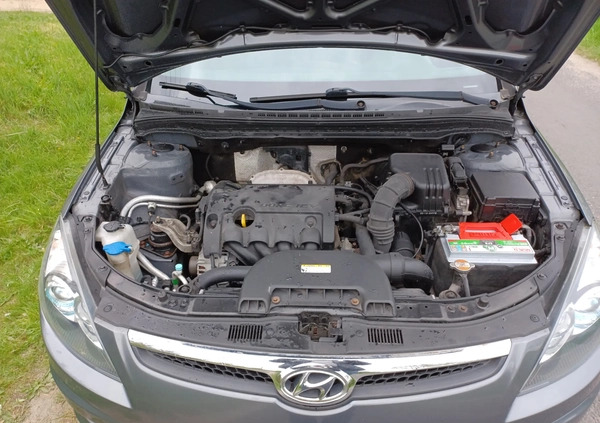 Hyundai I30 cena 18800 przebieg: 150000, rok produkcji 2011 z Włocławek małe 106